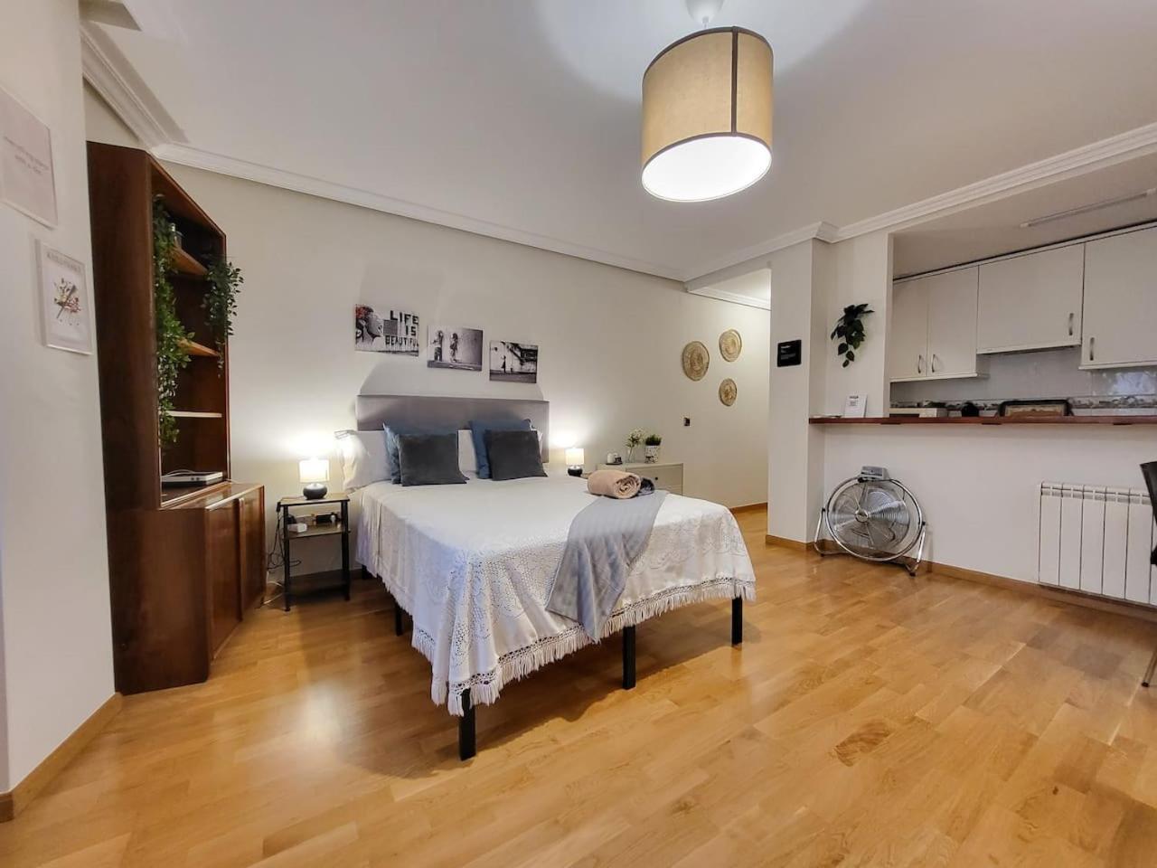 Ferienwohnung Apartamento Plaza Espana Gran Via Centro Madrid Exterior foto